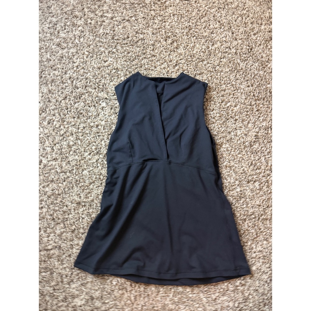 Lululemon Black Sleeveless V-Neck Activewear Tank Top Empire Waist